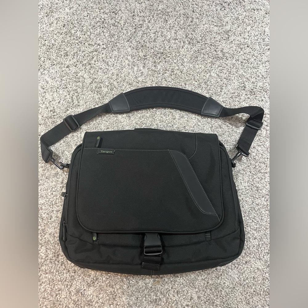 Targus Black Laptop Bag